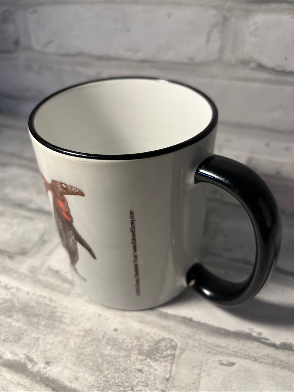 Penguin Ceramic coffee mug Red Accent Scarf Edward Gorey 10 oz - Picture 3 of 9